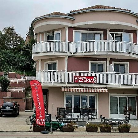 Apartmani Tika Galambóc Kültér fotó